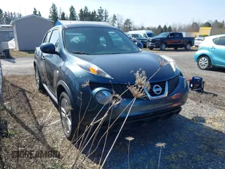 2014 Nissan Juke S with VIN JN8AF5MR7ET362216, listed as a IAAI auction lot 41810390 with 132,283 mi miles. Bid and sale history available at carsss.com. Image 1.