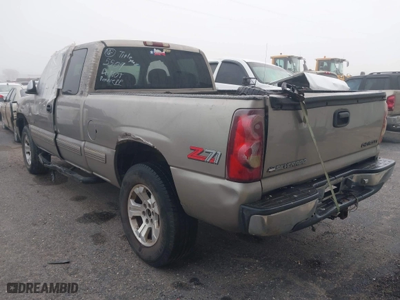1999 Chevrolet Silverado 1500 LT with VIN 1GCEK19T1XE195509, listed as a IAAI auction lot 41994270 with 322,982 mi miles. Bid and sale history available at carsss.com. Image 3.