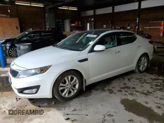2013 Kia Optima EX с VIN 5XXGN4A72DG195803, выставлен на аукционе Copart как лот 65607895 с пробегом 122 193 миль миль и Списание • Salvage title. История ставок и продаж доступна на DreamBid. Изображение 1.