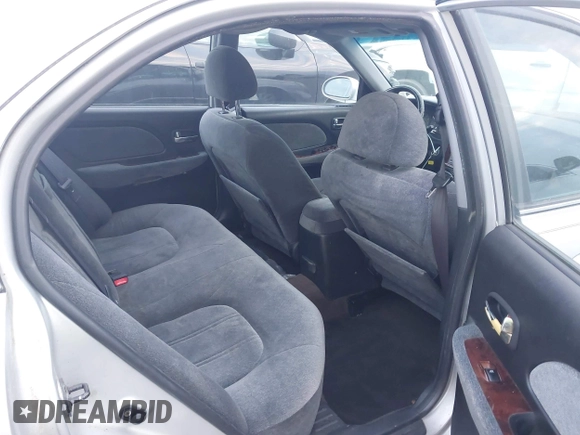2003 Hyundai Sonata GLS with VIN KMHWF35H23A902622, listed as a IAAI auction lot 41914230 with 138,312 mi miles. Bid and sale history available at carsss.com. Image 8.