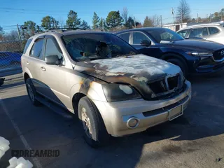 2004 Kia Sorento LX with VIN KNDJC733945268452, listed as a IAAI auction lot 41273839 with 1 mi miles. Bid and sale history available at carsss.com. Image 1.
