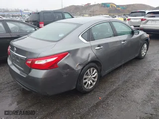 2017 Nissan Altima 2.5 SR with VIN 1N4AL3AP3HC175674, listed as a IAAI auction lot 41833588 with 76,793 mi miles. Bid and sale history available at carsss.com. Image 4.