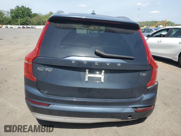2022 Volvo XC90 Momentum with VIN YV4A22PKXN1867907, listed as a Copart auction lot 61944575 with 41,249 mi miles and Salvage title. Bid and sale history available at DreamBid. Image 6.