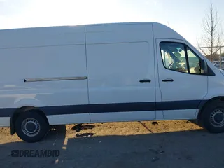 2020 Mercedes-Benz Sprinter Cargo with VIN W1W4ECHY6LT036958, listed as a IAAI auction lot 41502902 with 196,218 mi miles. Bid and sale history available at carsss.com. Image 13.