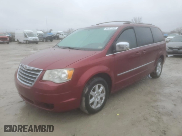 2010 Chrysler Town & Country Touring Plus z VIN 2A4RR8DX2AR374940, wystawiony jako Copart lot #43761765 z przebiegiem 191 572 mil mil oraz Szkoda całkowita • Salvage title. Historia ofert i sprzedaży dostępna na DreamBid. Obrazek 1.