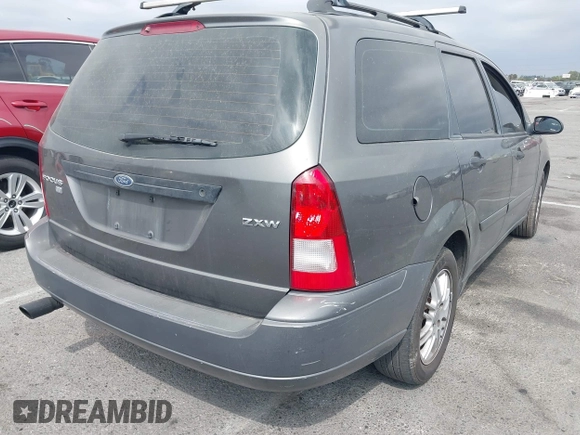 2005 Ford Focus SE with VIN 1FAFP36N65W305152, listed as a IAAI auction lot 42064504 with 280,811 mi miles and . Bid and sale history available at carsss.com. Image 4.