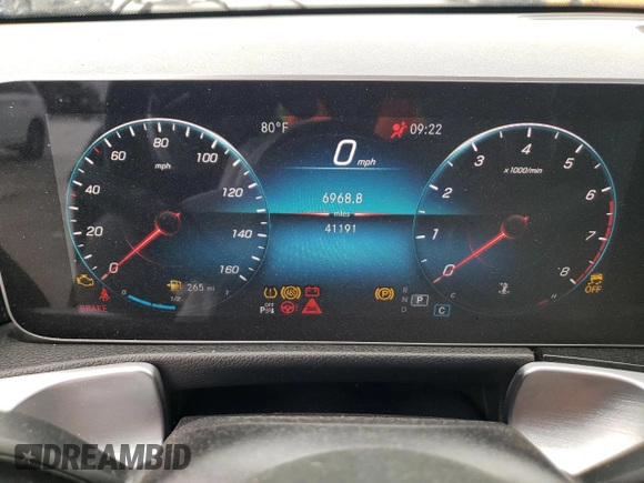 2021 Mercedes-Benz GLB 250 z VIN W1N4M4GB4MW155022, wystawiony jako Copart lot #53795505 z przebiegiem 41 191 mil mil oraz Szkoda całkowita • Salvage title. Historia ofert i sprzedaży dostępna na DreamBid. Obrazek 9.