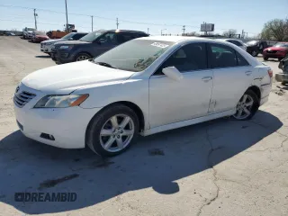 2008 Toyota Camry LE z VIN 4T1BK46K98U572722, wystawiony jako Copart lot #49697425 z przebiegiem 174 852 mil mil oraz Szkoda całkowita • Salvage title. Historia ofert i sprzedaży dostępna na DreamBid. Obrazek 1.