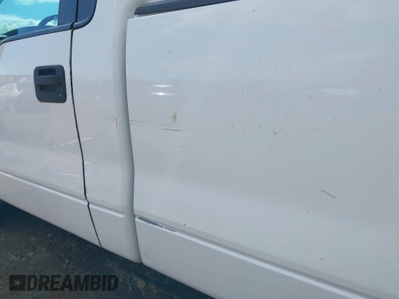 2011 Ford F-150 XL with VIN 1FTMF1EM4BKE14312, listed as a IAAI auction lot 41700715 with 269,462 mi miles and . Bid and sale history available at DreamBid. Image 15.