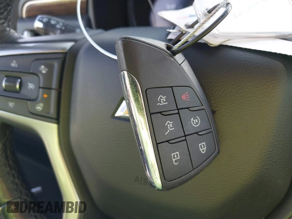 2023 Chevrolet Suburban Premier z VIN 1GNSKFKD0PR135739, wystawiony jako IAAI lot #41808983 z przebiegiem 64 683 mil mil oraz . Historia ofert i sprzedaży dostępna na DreamBid. Obrazek 11.