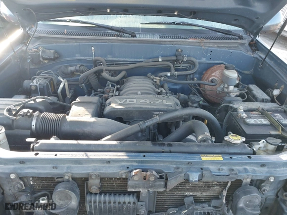 2005 Toyota Sequoia SR5 with VIN 5TDZT34A25S247933, listed as a IAAI auction lot 41618753 with 238,821 mi miles. Bid and sale history available at carsss.com. Image 10.