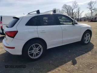 2014 Audi Q5 Premium Plus with VIN WA1DGAFP2EA084227, listed as a Copart auction lot 49320925 with 112,040 mi miles and Clean Title. Bid and sale history available at carsss.com. Image 3.