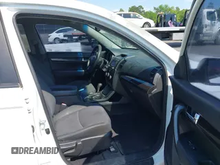2013 Kia Sorento LX with VIN 5XYKT3A68DG348391, listed as a IAAI auction lot 42072539 with 223,381 mi miles. Bid and sale history available at carsss.com. Image 5.