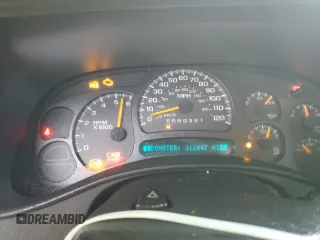 2003 Chevrolet Suburban LT with VIN 3GNFK16Z93G151040, listed as a Copart auction lot 58938435 with 312,447 mi miles and Clean title. Bid and sale history available at DreamBid. Image 9.