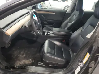 2022 Tesla Model 3 with VIN 5YJ3E1EA3NF370695, listed as a Copart auction lot 53493565 with 80,611 mi miles and Clean Title. Bid and sale history available at carsss.com. Image 7.