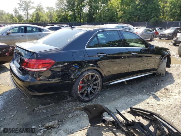 2015 Mercedes-Benz E-Class E 63 AMG S-Model with VIN WDDHF7GB8FB111626, listed as a Copart auction lot 61722953 with 70,067 mi miles. Bid and sale history available at carsss.com. Image 3.