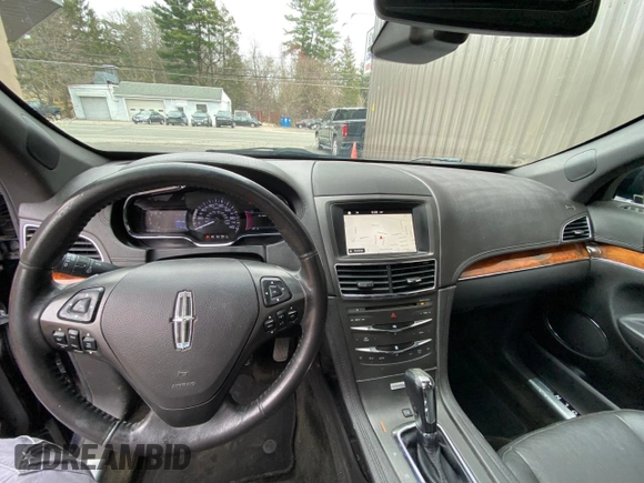 2016 Lincoln MKT with VIN 2LMHJ5NK0GBL00069, listed as a Copart auction lot 55393865 with 115,725 mi miles and Clean Title. Bid and sale history available at DreamBid. Image 9.