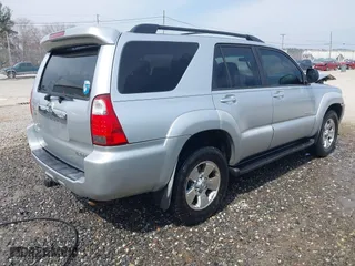 2006 Toyota 4Runner SR5 with VIN JTEBU14R660092764, listed as a IAAI auction lot 41779460 with 258,831 mi miles. Bid and sale history available at carsss.com. Image 4.