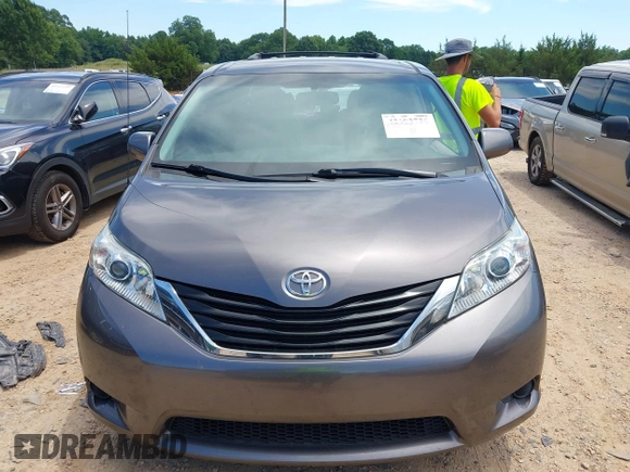 2011 Toyota Sienna LE AAS с VIN 5TDKK3DC9BS004718, выставлен на аукционе IAAI как лот 42602726 с пробегом 172 133 миль миль и . История ставок и продаж доступна на DreamBid. Изображение 12.