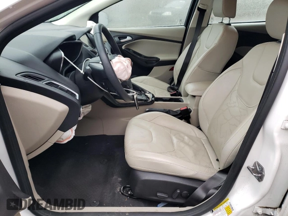2015 Ford Focus Electric z VIN 1FADP3R41FL232835, wystawiony jako Copart lot #70969312 z przebiegiem 39 606 mil mil oraz . Historia ofert i sprzedaży dostępna na DreamBid. Obrazek 7.