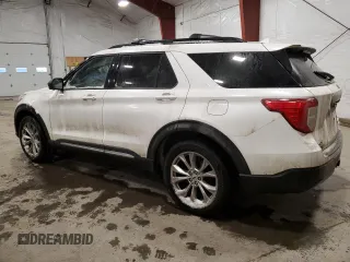 2021 Ford Explorer XLT with VIN 1FMSK8DH8MGA25562, listed as a Copart auction lot 42580855 with 35,462 mi miles and Salvage Title. Bid and sale history available at carsss.com. Image 2.