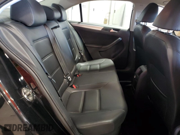 2013 Volkswagen Jetta SE with VIN 3VWBX7AJ2DM433307, listed as a Copart auction lot 56095105 with 247,383 mi miles and Salvage title. Bid and sale history available at DreamBid. Image 10.