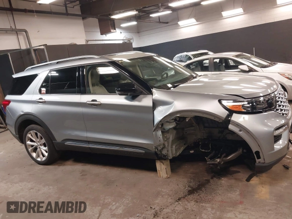 2022 Ford Explorer Platinum с VIN 1FM5K8HW3NNA10499, выставлен на аукционе IAAI как лот 42436872 с пробегом 30 186 миль миль и . История ставок и продаж доступна на DreamBid. Изображение 14.