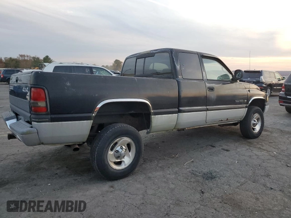 1999 Dodge 1500 z VIN 3B7HF12Y2XG217288, wystawiony jako Copart lot #79251774 z przebiegiem 135 893 mil mil oraz Czysty tytuł • Clean title. Historia ofert i sprzedaży dostępna na DreamBid. Obrazek 3.