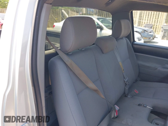 2006 Toyota Tacoma with VIN 5TENX22N16Z146230, listed as a IAAI auction lot 42663040 with 280,274 mi miles and . Bid and sale history available at DreamBid. Image 8.
