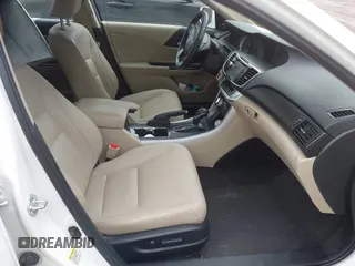 2013 Honda Accord Touring z VIN 1HGCR3F9XDA032241, wystawiony jako IAAI lot #42354887 z przebiegiem 152 067 mil mil oraz . Historia ofert i sprzedaży dostępna na DreamBid. Obrazek 5.
