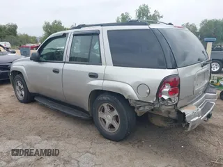 2004 Chevrolet TrailBlazer LS with VIN 1GNDT13S842159121, listed as a IAAI auction lot 42206485 with 156,432 mi miles and . Bid and sale history available at DreamBid. Image 3.