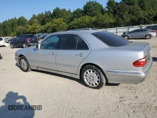 2000 Mercedes-Benz E-Class with VIN WDBJF65J3YB167247, listed as a Copart auction lot 75715464 with 0 mi miles and Salvage Title. Bid and sale history available at carsss.com. Image 2.