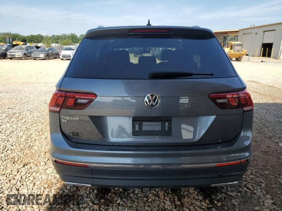 2021 Volkswagen Tiguan SE with VIN 3VV3B7AX6MM078802, listed as a Copart auction lot 61371795 with 69,967 mi miles and Salvage title. Bid and sale history available at DreamBid. Image 6.
