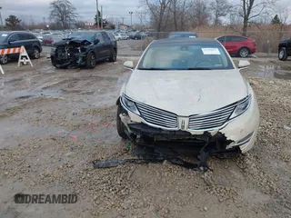 2016 Lincoln MKZ with VIN 3LN6L2J90GR604048, listed as a IAAI auction lot 41190815 with 46,121 mi miles and . Bid and sale history available at DreamBid. Image 12.