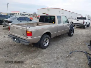 1998 Ford Ranger XL z VIN 1FTYR14U6WPA23925, wystawiony jako IAAI lot #41515201 z przebiegiem 352 603 mil mil oraz . Historia ofert i sprzedaży dostępna na DreamBid. Obrazek 4.