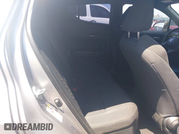 2018 Toyota C-HR XLE z VIN NMTKHMBX2JR057798, wystawiony jako IAAI lot #42327724 z przebiegiem 115 715 mil mil oraz . Historia ofert i sprzedaży dostępna na DreamBid. Obrazek 8.
