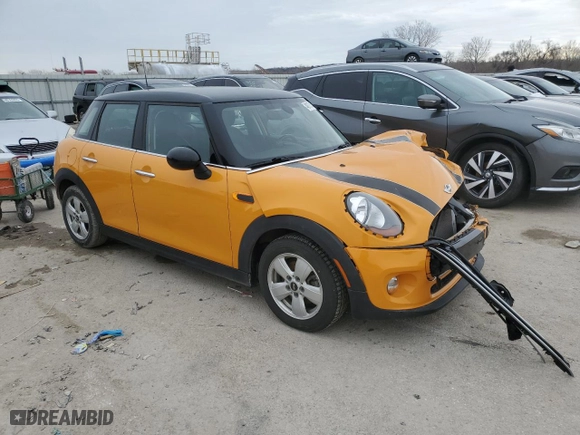 2015 MINI Cooper Hardtop 4 Door with VIN WMWXS5C59FT837752, listed as a Copart auction lot 48173135 with NaN miles and Salvage Title. Bid and sale history available at carsss.com. Image 4.
