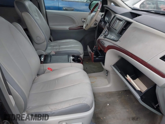 2012 Toyota Sienna XLE AAS with VIN 5TDYK3DC3CS200830, listed as a IAAI auction lot 41825987 with 158,672 mi miles and . Bid and sale history available at carsss.com. Image 5.