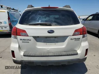 2014 Subaru Outback Limited with VIN 4S4BRBMC7E3284081, listed as a Copart auction lot 60576895 with 185,610 mi miles and Clean title. Bid and sale history available at DreamBid. Image 6.