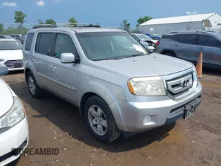 2011 Honda Pilot EX-L with VIN 5FNYF4H72BB001293, listed as a IAAI auction lot 42776839 with 157,986 mi miles and . Bid and sale history available at DreamBid. Image 1.