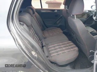 2010 Volkswagen GTI с VIN WVWGV7AJ2AW207536, выставлен на аукционе IAAI как лот 42162948 с пробегом 133 354 миль миль и . История ставок и продаж доступна на DreamBid. Изображение 8.