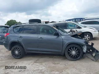 2011 Toyota RAV4 Sport с VIN JTMWF4DV3B5037118, выставлен на аукционе IAAI как лот 42383108 с пробегом 157 320 миль миль и . История ставок и продаж доступна на DreamBid. Изображение 13.