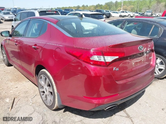 2013 Kia Optima SX w/Limited Pkg with VIN 5XXGR4A66DG137530, listed as a IAAI auction lot 41940486 with 124,605 mi miles. Bid and sale history available at carsss.com. Image 3.