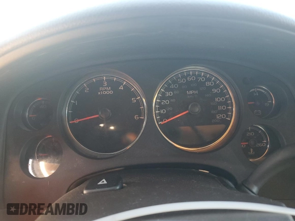2014 GMC Yukon Denali z VIN 1GKS1EEF6ER229144, wystawiony jako Copart lot #85654154 z przebiegiem Nie podano mil oraz Szkoda całkowita • Salvage title. Historia ofert i sprzedaży dostępna na DreamBid. Obrazek 9.