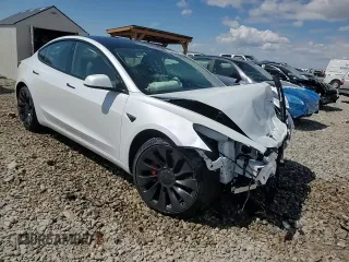 2023 Tesla Model 3 Performance z VIN 5YJ3E1EC1PF706879, wystawiony jako Copart lot #53369295 z przebiegiem 15 825 mil mil oraz Szkoda całkowita • Salvage title. Historia ofert i sprzedaży dostępna na DreamBid. Obrazek 14.
