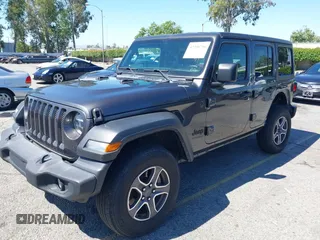 2022 Jeep Wrangler Unlimited Sport S z VIN 1C4HJXDG6NW134306, wystawiony jako IAAI lot #42206796 z przebiegiem 45 303 mil mil oraz . Historia ofert i sprzedaży dostępna na DreamBid. Obrazek 17.
