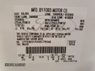 2005 Ford F-250 XL with VIN 1FTSW21P35EC79548, listed as a Copart auction lot 57217535 with 206,502 mi miles and Clean title. Bid and sale history available at DreamBid. Image 12.