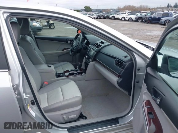 2012 Toyota Camry L with VIN 4T1BF1FKXCU001218, listed as a IAAI auction lot 41761264 with 60,712 mi miles. Bid and sale history available at carsss.com. Image 5.