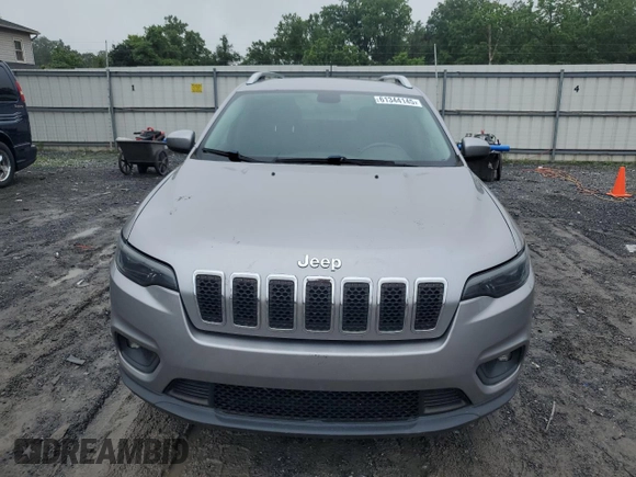 2019 Jeep Cherokee Latitude with VIN 1C4PJMCB8KD400125, listed as a Copart auction lot 61344145 with 172,732 mi miles and Clean title. Bid and sale history available at DreamBid. Image 5.