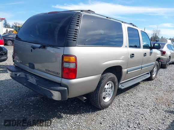 2002 Chevrolet Suburban LT with VIN 1GNFK16ZX2J138018, listed as a IAAI auction lot 41877385 with 235,161 mi miles. Bid and sale history available at carsss.com. Image 4.
